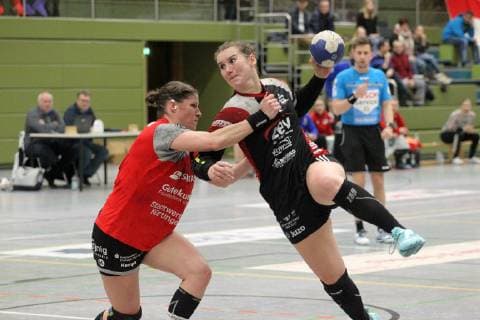 4 Isa Sophia Roesike BSV 8 Delia Cleve TGN Handball 2 HBF TG Nuertingen vs BSV Sachsen Zwickau 2019 03 02 Handball 2 HBF TG Nuertingen vs BSV Sachsen Zwickau Nuertingen Copyright: xEIBNER SebastianxBaurx EP_SBAUR