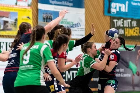 Lea Neubrander SG H2Ku Herrenberg Kuties 18 SG H2Ku Herrenberg Kuties vs SV Werder Bremen Handball 2 Bundesliga Women HBF Season 18 19 02 03 2019 SG H2Ku Herrenberg Kuties vs SV Werder Bremen Handball 2 Bundesliga Women HBF Season 18 19 02 03 2019 Herrenberg Kuties vs SV Werder Bremen Handball 2 Bundesliga Women HBF Season 18 19 02 03 2019 Herrenberg Copyright: xEIBNER WolfgangxFrankx EP_WFK