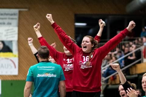 Alexandra Meyer SV Werder Bremen 16 Jubel auf der Bank SG H2Ku Herrenberg Kuties vs SV Werder Bremen Handball 2 Bundesliga Women HBF Season 18 19 02 03 2019 SG H2Ku Herrenberg Kuties vs SV Werder Bremen Handball 2 Bundesliga Women HBF Season 18 19 02 03 2019 Mens Handball 2 Bundesliga Women HBF Season 18 19 02 03 2019 Copyright: xEIBNER WolfgangxFrankx EP_WFK