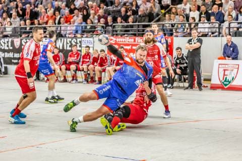 Marcel Niemayer HBW wins through TUS Ferndorf HBW Balingen Handball 2 League 02 03 2019 Ferndorf Copyright: xEIBNER Burbachx EP_BURBACH
