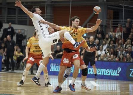 Odense EHF Cup mens handball GOG THW Kiel Arena Funen in Odense on March 3, 2019 fight ends 22 26 Domagoj Duvnjak 4 in attack against Frederik Clausen 77 Photo Robert Wengler Odense Denmark,  Copyright: ©RobertxWengler RobertxWenglerx COP107 spdk20190303-173021-L