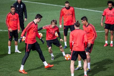 Real Madrid s players Thibaut Courtois, Luka Modric and Raphael Varane attend the team s training session at Valdebebas sports city in Madrid, Spain, 04 March 2019. Real Madrid will face Ajax in a Champions League match at Bernabeu stadium, 05 March 2019. Real Madrid training session !ACHTUNG: NUR REDAKTIONELLE NUTZUNG!  Copyright: xEFEx xRodrigoxJimenezx GRAF8007 20190304-636872995834922999