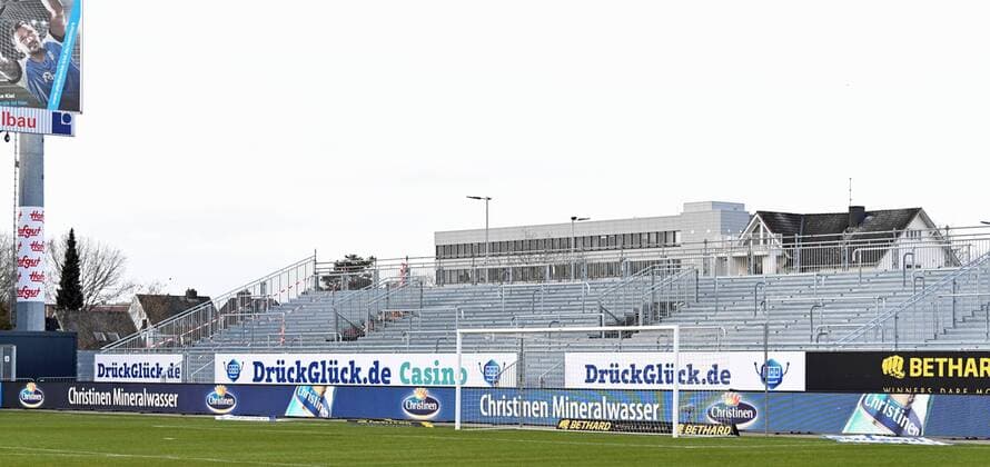 Soccer Men 2 Bundesliga Season 2018 2019 24 Matchday Holstein Kiel 1 FC Union Berlin 0 2 Guest block not yet used in this game 01 03 2019 Copyright: xMatthiasxKochx