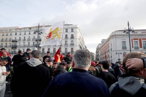 Ajax fans gather at Puerta del Sol square in central Madrid, Spain, 05 March 2019, prior to the UEFA Champions League round of 16 second leg soccer match between Real Madrid and Ajax Amsterdam. Real Madrid vs Ajax Amsterdam !ACHTUNG: NUR REDAKTIONELLE NUTZUNG!  Copyright: xZipix GRAF9111 20190305-636874063810351590