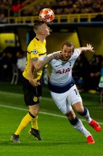 Dortmund Germany 05 03 2019 UEFA Champions League 2018 19 Season Round of 16 2nd leg Round of 16th round BV Borussia Dortmund Tottenham Hotspur Marius Wolf BVB and Harry Kane Tottenham Hotspur in duel battle for the ball DeFodi001