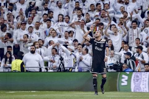 MADRID, 05-03-2019, Stadium Bernabeu, season 2018 2019 , Champions League 1 8th round second leg. Ajax player Hakim Ziyech (R) celebrating his 0-1 during the game Real Madrid - Ajax . Real Madrid - Ajax  x2901117x