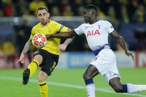 v left in the duel Paco Alcacer Dortmund and Davinson Sanchez Tottenham at the game Borussia Dortmund vs Hotspur Football Champions League 05 03 2019 Borussia Dortmund vs Hotspur Football Champions League 05 03 2019 Dortmund Copyright: xEIBNER MarioxHommesx EP_MHS