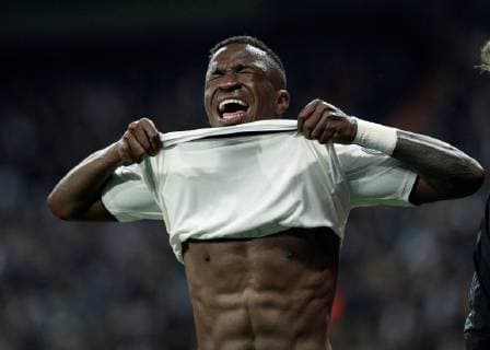 Real Madrid s Vinicius Junior leaves the field injured during a UEFA Champions League round of 16 second leg match between Real Madrid and Ajax at the Santiago Bernabeu stadium in Madrid, Spain, 05 March 2019. Real Madrid vs Ajax !ACHTUNG: NUR REDAKTIONELLE NUTZUNG!  Copyright: xRODRIGOxJIMENEZx GRAF9336 20190305-636874197429771972