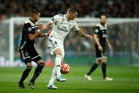 March 5, 2019 - Madrid, MADRID, SPAIN - Toni Kroos of Real Madrid and Benjamin Van Leer of Ajax during the UEFA Champions League football match played between Real Madrid and Ajax at Santiago Bernabeu Stadium, Madrid, Spain, on March 5, 2019. Soccer: Champions League - Real Madrid v Ajax - ZUMAa181 20190305_zaa_a181_038 Copyright: xAFP7x