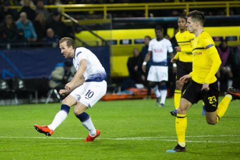 GER UEFA CL Borussia Dortmund vs. Tottenham Hotspur 05 03 2019 Signal Iduna Park Dortmund GER UEFA CL Borussia Dortmund vs. Tottenham Hotspur UEFA REGULATIONS PROHIBIT ANY USE OF PHOTOGRAPHS AS IMAGE SEQUENCES AND OR QUASI VIDEO picture shows Harry Kane Tottenham 10 meets 1 0 nordphotox xRauch nph00251