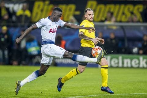 Football UEFA Champions League CL Season 2018 2019 Round of sixteen return Borussia Dortmund Tottenham Hotspurs in Dortmund North Rhine-Westphalia Tottenhams Davinson Sanchez l and Dortmunds Paco Alcacer fight for the ball UEFA REGULATIONS PROHIBIT ANY USE OF PHOTOGRAPHS AS IMAGE SEQUENCES AND OR QUASI VIDEO Copyright: xKirchner DavidxInderliedx