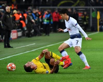 Football Champions League Round of 16 Borussia Dortmund Tottenham Hotspur 05 03 2019 Signal Iduna Park Dortmund Mario Götze Dortmund left Heung min Son Tottenham right DFL Regulations prohibit any use of photographs as image sequences and or quasi video xMNx