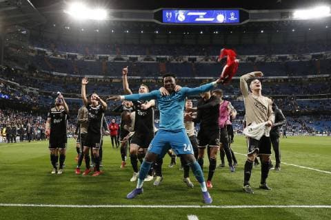 Sport Themen der Woche KW10 Sport Bilder des Tages (L-R) Daley Blind of Ajax, Dani de Wit of Ajax, Matthijs de Ligt of Ajax, Ajax goalkeeper Andre Onana, Donny van de Beek of Ajax during the UEFA Champions League round of 16 match between Real Madrid and Ajax Amsterdam at the Santiago Bernabeu stadium on March 05, 2019 in Madrid, Spain UEFA Champions League 2018 2019 xVIxVIxImagesx xMauricexvanxSteenxIVx 13823817