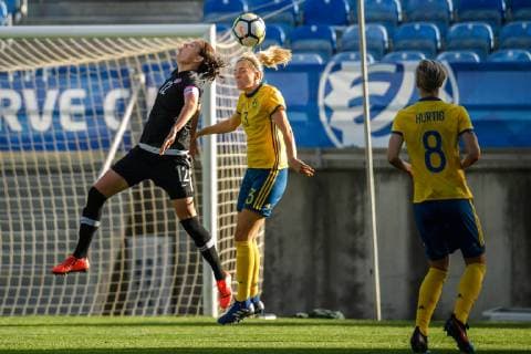 190306 Linda Sembrant of Sweden and Christine Sinclair of Canada during the Algarve Cup 2019 match between Canada and Sweden on March 6 2019 in Almancil Photo Ludvig Thunman BILDBYRAN kod LT 35616,  Copyright: LUDVIGxTHUNMAN BB190306LT010