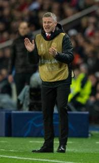 Paris Saint-Germain v Manchester United ManU UEFA Champions League Manchester United manager Ole Gunnar Solskj¾r encourages his players during the UEFA Champions League match at Parc des Princes, Paris Content Not Available For UK Newspapers Copyright: xRussellxHartx FIL-12959-0015