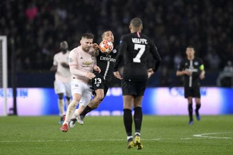 13 DANI ALVES (PSG) - 23 LUKE SHAW (MAN) FOOTBALL : Paris SG vs Manchester United ManU - Ligue des Champions - 06 03 2019 AnthonyBIBARD FEP Panoramic 