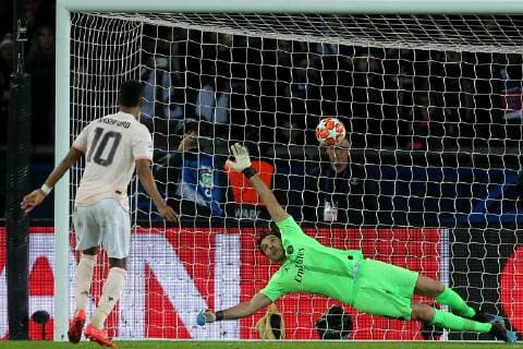 Paris France 06 03 2019 UEFA Champions League 2018 19 Season Round of 16 2nd leg Round of 16th round Paris Saint Germain Manchester United Marcus Rashford MNU with the goal to 1 3 against goalkeeper Gianluigi Buffon PSG DeFodi541