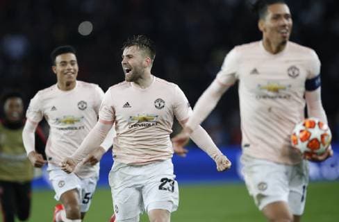 Luke Shaw of Manchester United ManU celebrates the win during the UEFA Champions League Round of Sixteen match at the Parc des Princes Stadium, Paris. Picture date: 6th March 2019. Picture credit should read: David Klein Sportimage EDITORIAL USE ONLY. No use with unauthorised audio, video, data, fixture lists, club league logos or live services. Online in-match use limited to 120 images, no video emulation. No use in betting, games or single club league player publications. _K2I7922.JPG