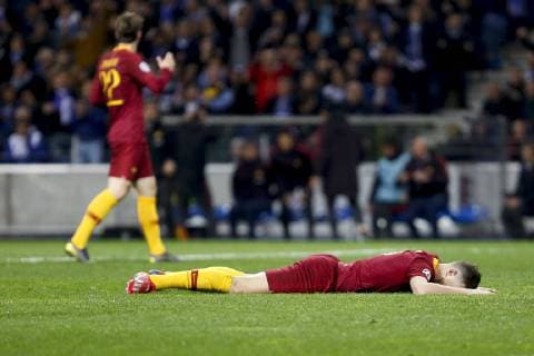 Porto x Roma PORTO, PT - 06.03.2019: PORTO X ROMA - Dzeko regrets lost goal during the match between Porto and Roma held at Estádio do Dragão in Porto, PT. The match is the second valid for the Round of 16 of the Champions League 2018 19. (Photo: Marco Galvão Fotoarena) x1693834x  MarcoxGalvão