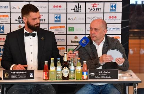 from right Frank Lösche shows one of the bottom covers next to Michael Schöne press conference because of the judgement after the game was abandoned HC Elbflorenz Dresden v Handball 2 League of Men 2 Bundesliga Season 2018 2019 Dresden BallsportARENA Dresden