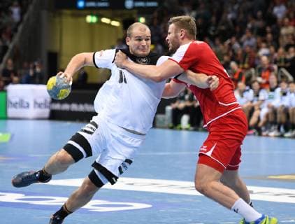 Handball international in Düsseldorf Germany Switzerland 09 03 2019 Paul Drux Deut tries to pass Samuel Röthlisberger Switzerland HM