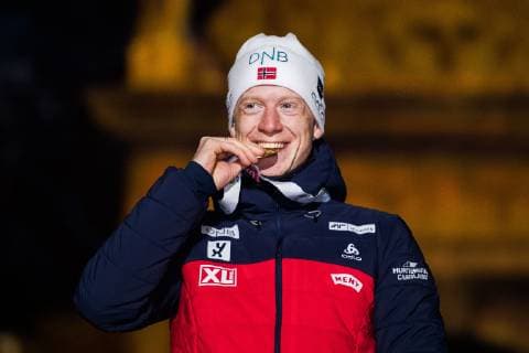 190309 Johannes Thingnes Bö of Norway celebrates with his golden medal at the medal ceremony for the Men s 10 KM sprint during the IBU World Championships Biathlon on March 9 2019 in Östersund Photo Petter Arvidson BILDBYRAN kod PA 92253,  Copyright: PETTERxARVIDSON BB190309PA231