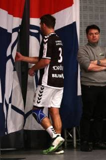 Handball 2 Handball Bundesliga 2018 2019 Handball Sportverein Hamburg vs. HC Elbflorenz 2006 Stefan Schröder Schroeder Hamburg leaves the playing field Sparkassen Arena Hamburg This image is for editorial use This image is for advertising purposes only and requires additional approval