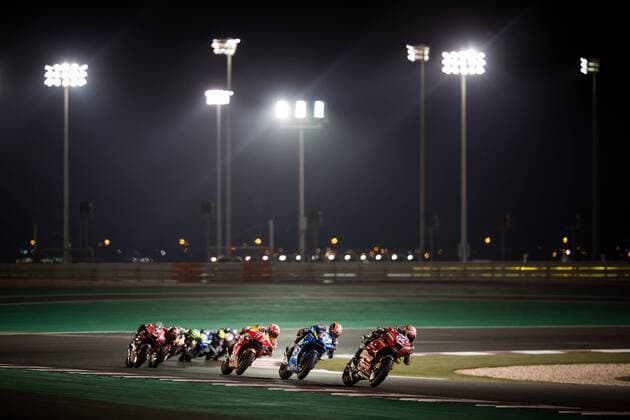 ANDREA DOVIZIOSO - ITALIAN - MISSION WINNOW DUCATI - DUCATI MARC MARQUEZ - SPANISH - REPSOL HONDA TEAM - HONDA ALEX RINS - SPANISH - TEAM SUZUKI ECSTAR - SUZUKI DANILO PETRUCCI - ITALIAN - MISSION WINNOW DUCATI - DUCATI MOTO GP : Grand Prix du Qatar - 10 03 2019 vincentGuignet panoramic 