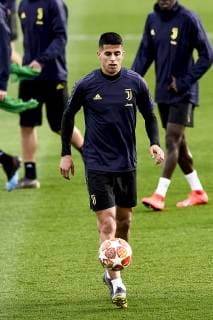 Fußball, CL, Juventus Turin Training Photo LaPresse - Nicol& xf2; Campo March 11th, 2019 Turin (Italy) Soccer UEFA Champions League 2018 2019 - Juventus Training Center Continassa Juventus FC vs Atletico Madrid - Juventus training In the pic: Joao Cancelo  Copyright: xNicol& xf2;xCampo LaPresse Nicolx