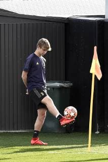 Fußball, CL, Juventus Turin Training Photo LaPresse - Nicol& xf2; Campo March 11th, 2019 Turin (Italy) Soccer UEFA Champions League 2018 2019 - Juventus Training Center Continassa Juventus FC vs Atletico Madrid - Juventus training In the pic: Hans Nicolussi Caviglia  Copyright: xNicol& xf2;xCampo LaPresse Nicolx