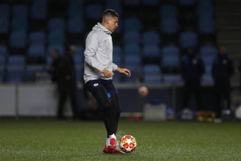 11 03 2019 Football Season 2018 2019 Champions League Press Conference and Final Training of FC Schalke 04 in Manchester England Jeffrey Bruma FC Schalke 04 Manchester Airport England