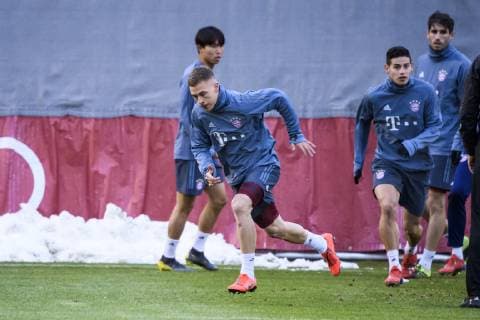 12 03 2019 xkvx Soccer UEFA Champions League FC Bayern Munich FC Liverpool Press conference and training emspor v l Joshua Kimmich FCB FC Bayern Munich DFL DFB REGULATIONS PROHIBIT ANY USE OF PHOTOGRAPHS as IMAGE SEQUENCES and or QUASI VIDEO Munich