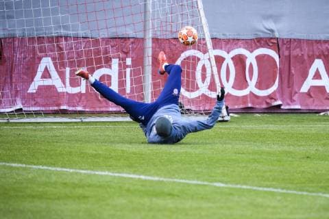 12 03 2019 xkvx Football UEFA Champions League FC Bayern Munich FC Liverpool Press conference and training emspor v l Thomas Mueller FCB FC Bayern Munich DFL DFB REGULATIONS PROHIBIT ANY USE OF PHOTOGRAPHS as IMAGE SEQUENCES and or QUASI VIDEO Munich