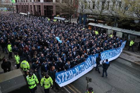 12 03 2019 Football Season 2018 2019 Champions League Round of 16 Manchester City FC Schalke 04 Fan march of fans of FC Schalke 04 through Manchester Manchester Etihad Stadium Germany
