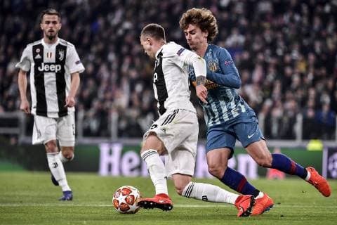 Photo LaPresse Marco Alpozzi March 12, 2019 Turin (Italy) soccer Juventus vs Atletico Madrid - Champions League Fourth Round - Stadio Allianz Stadium In the pic: Federico Bernardeschi (Juventus F.C.);Antoine Griezmann (Club Atletico de Madrid);  Copyright: xMarcoxAlpozzi LaPresse LaPresse x