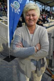 12 03 2019 GER Frankfurt Stadium at Brentanobad Womens football DFB Womens Cup Quarterfinals 1 FFC Frankfurt vs. FC Bayern Munich VIP Karin Danner Manager of the Womens Football Division of FC Bayern Munich emspor DFL regulations prohibit any use of photographs as image sequences and or quasi video