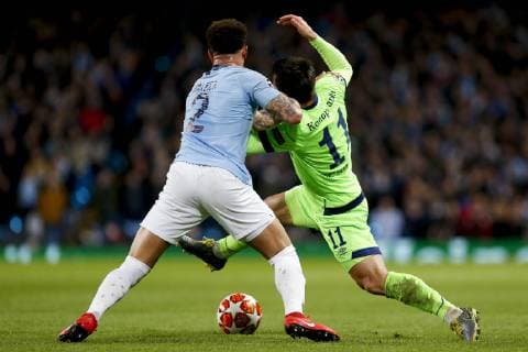 Manchester City x Schalke 04 MANCHESTER, MA - 12.03.2019: MANCHESTER CITY X SCHALKE 04 - Walker marks Yevhen Konoplyanka during the match between Manchester City and Schalke 04 held at Etihad Stadium in Manchester, Ma. The match is the second qualifying round of the 2018 19 UEFA Champions League Round of 16. (Photo: Marco Galvão Fotoarena) x1697112x  MarcoxGalvão