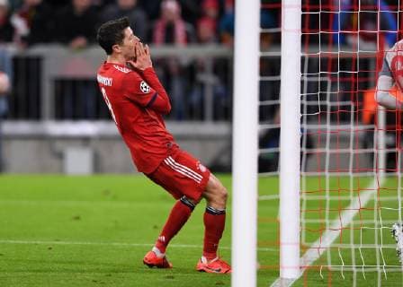 FOOTBALL CHAMPIONS LEAGUE SAISON 2018 2019 ACHTELFINAL RUECKSPIEL FC Bayern Muenchen FC Liverpool 13 03 2019 Robert Lewandowski FC Bayern Muenchen