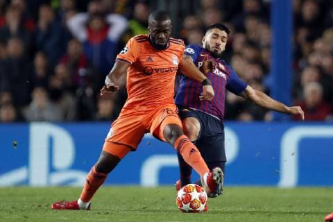 (l-r) Tanguy Ndombele of Olympique Lyonnais, Luis Suarez of FC Barcelona Barca during the UEFA Champions League round of 16 match between FC Barcelona and Olympique Lyonnais at Camp Nou on March 13, 2019 in Barcelona, Spain UEFA Champions League 2018 2019 xVIxVIxImagesx xMauricexvanxSteenxIVx 13898983