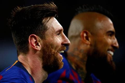 FC Barcelona Barca s Leo Messi (L) celebrates after scoring the second goal during a UEFA Champions League round of 16 second leg soccer match between FC Barcelona and Olympique Lyon at Camp Nou in Barcelona, Catalonia, north eastern Spain, 13 March 2019. FC Barcelona vs Olympique Lyon !ACHTUNG: NUR REDAKTIONELLE NUTZUNG!  Copyright: xEnricxFontcubertax GRAF4110 20190313-636881175716243441
