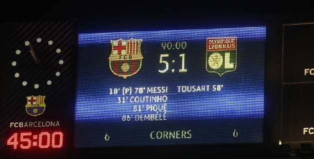 Partido de vuelta de 1 8 de la Champions League entre el Barcelona y Olympique de Lyon. En la imagen, el resultado final. Second leg of 1 8 Champions League match between Barcelona and Olympique Lyonnais. In this picture, final scoreboard. 