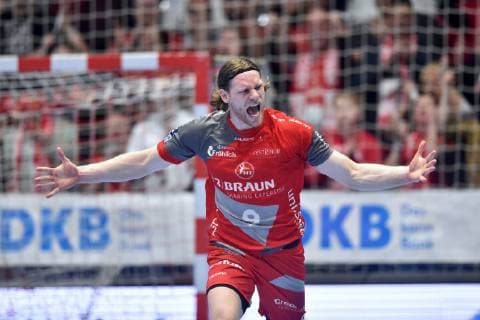 Cheers by Tobias Reichmann MT Melsungen GER MT Melsungen Fuechse Berlin Handball 1 Bundesliga Men 14 03 2019 GER MT Melsungen Fuechse Berlin Handball 1 Liga Men 14 03 2019 Kassel Copyright: xEIBNER RolandxSippelx EP_RSL