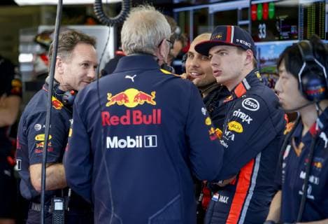 Motorsports: FIA Formula One World Championship WM Weltmeisterschaft 2019, Grand Prix of Australia, Christian Horner (GBR, Aston Martin Red Bull Racing), Dr. Helmut Marko (AUT, Aston Martin Red Bull Racing), 33 Max Verstappen (NLD, Aston Martin Red Bull Racing), Melbourne Australia