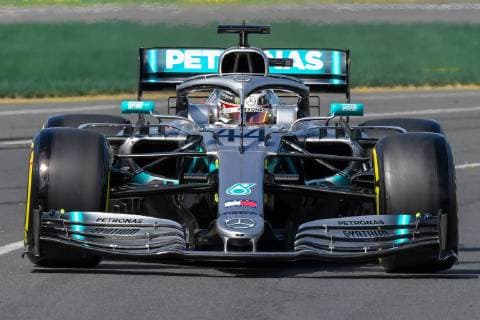 March 15, 2019: Lewis Hamilton (GBR) 44 from the Mercedes-AMG Petronas Motorsport team rounds turn two during practice session one at the 2019 Australian Formula One Grand Prix at Albert Park, Melbourne, Australia. Cal Media Formula One 2019: Australia - Practice 1 and 2 - ZUMAc04_ 20190315_zaf_c04_044 Copyright: xSydneyxLowx