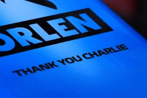 16th March 2019, Melbourne Grand Prix Circuit, Melbourne, Australia; Melbourne Formula One Grand Prix, Qualification; Teams thank Charlie Whiting with stickers on thier cars  ActionPlus12115311 Octane