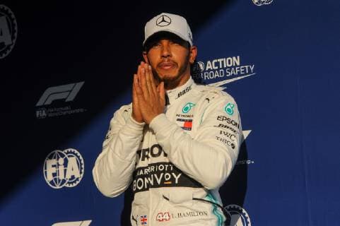 March 16, 2019 - Melbourne, Victoria, Australia - Lewis Hamilton of Great Britain and Mercedes celebrates taking pole position after qualifying for the Australian Formula 1 Grand Prix at Albert Park on March 16, 2019 in Melbourne, Australia Australian F1 Grand Prix - Qualifying  - ZUMAn230 20190316_zaa_n230_089 Copyright: xMorganxHancockx