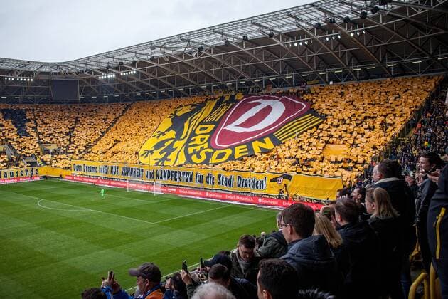 Choreography of the dynamo fans at the beginning of the match 16 03 2019 Football GER 2 Bundesliga 26 Matchday SG Dynamo Dresden 1 FC Magdeburg Rudolf Harbig Stadium SG Dynamo Dresden vs. 1 FC Magdeburg