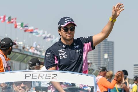 March 17, 2019: Sergio Perez (MEX) 11 from the Racing Point F1 Team waves to the crowd during the drivers parade prior to the start of the 2019 Australian Formula One Grand Prix at Albert Park, Melbourne, Australia. Cal Media Formula One 2019: Australia - Race Day - ZUMAc04_ 20190317_zaf_c04_028 Copyright: xSydneyxLowx