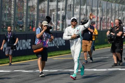 March 17, 2019: Lewis Hamilton (GBR) 44 from the Mercedes-AMG Petronas Motorsport team returns to the garage after the drivers parade prior to the start of the 2019 Australian Formula One Grand Prix at Albert Park, Melbourne, Australia. Cal Media Formula One 2019: Australia - Race Day - ZUMAc04_ 20190317_zaf_c04_029 Copyright: xSydneyxLowx