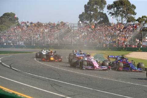 17th March 2019, Melbourne Grand Prix Circuit, Melbourne, Australia; Melbourne Formula One Grand Prix, race day; SportPesa Racing Point, Lance Stroll and Scuderia Toro Rosso, Daniil Kvyat battle together on lap 1  ActionPlus12116116 Octane